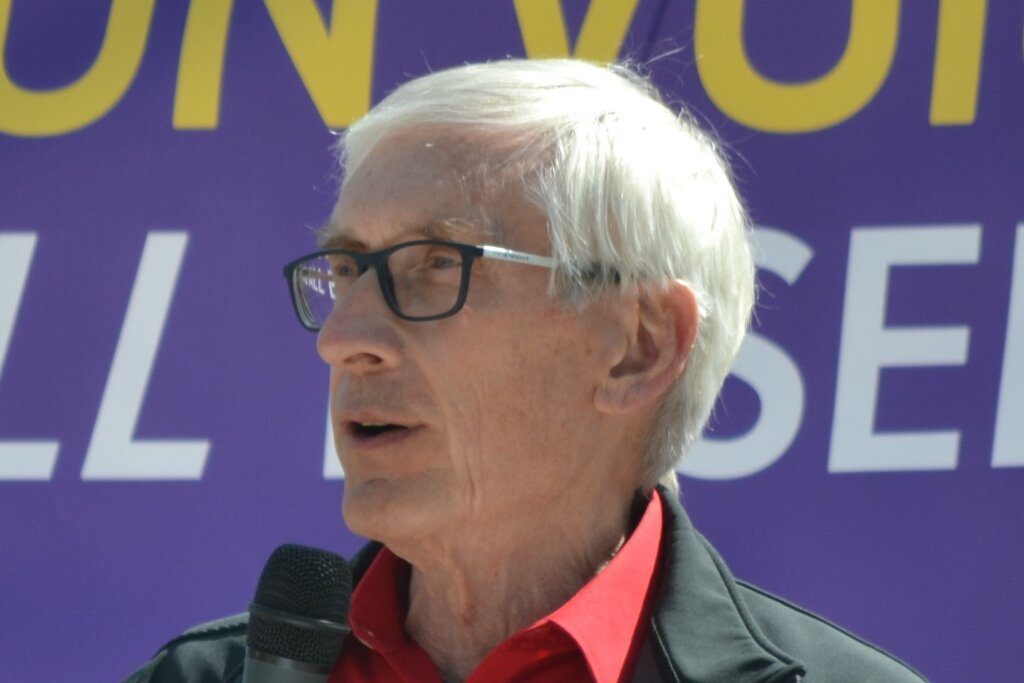 Gov. Tony Evers addresses nurses supporting union rights at the state Capitol in May 2021. Photo by Erik Gunn/Wisconsin Examiner.