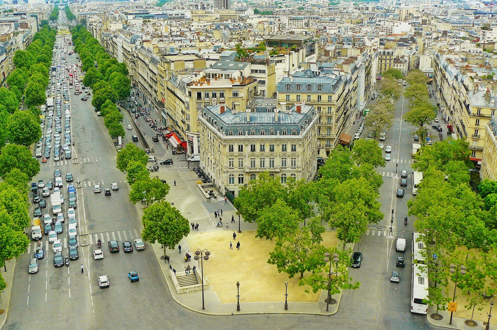 Paris. (Pixabay License).