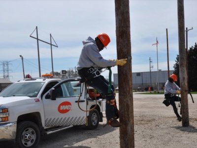 We Energies-MPS Program Trains Young Workers