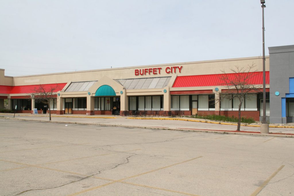 Buffet City in 2021. Photo taken by Jeramey Jannene.