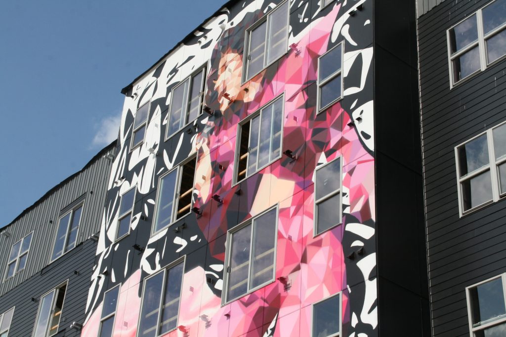 Selena mural by Mauricio Ramirez. Photo by Jeramey Jannene.