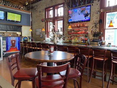 Dining: Wicked Hop Is a Crowd Pleaser