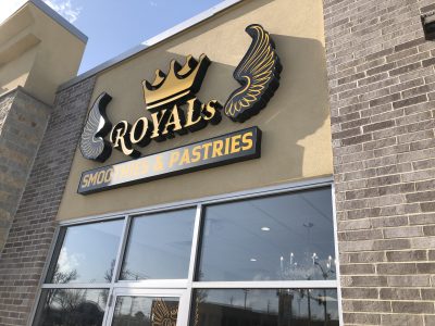 Royal’s Smoothies & Pastries Now Open