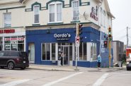 Gordo's at 2301 S. Howell Ave. Photo by Jeramey Jannene.