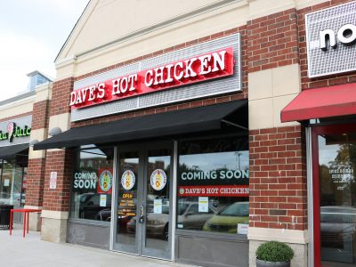 Dave’s Hot Chicken Plans Grand Opening