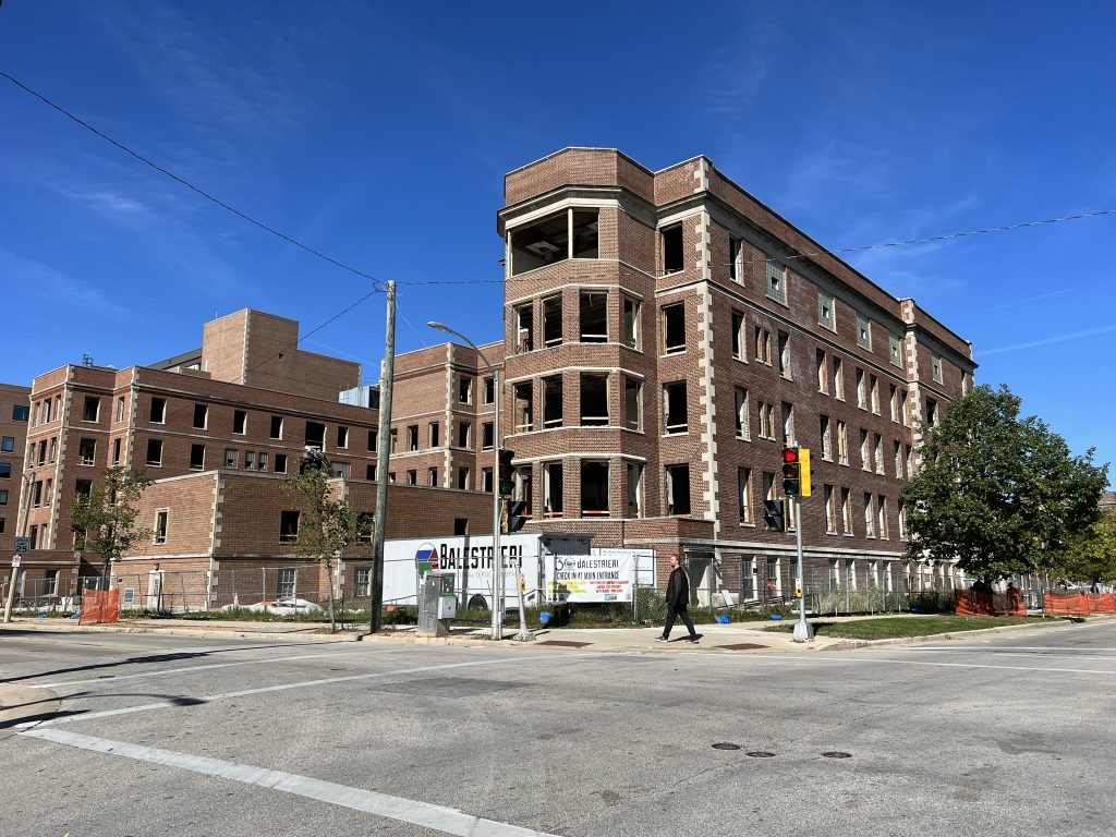 Demolition progress as of Oct. 7 at Columbia Hospital. Photo by Jeramey Jannene.