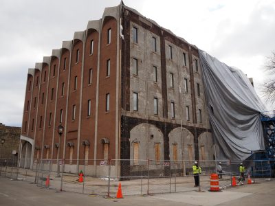 Eyes on Milwaukee: State Clearing 27th and Wisconsin Site For New Building
