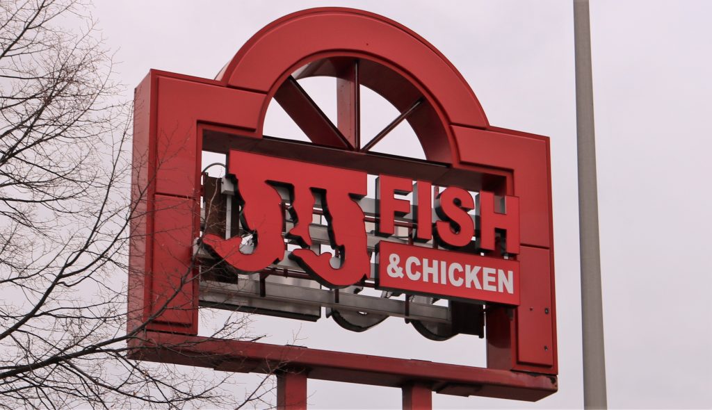 JJ Fish & Chicken. Photo taken Jan. 2023 by Sophie Bolich.
