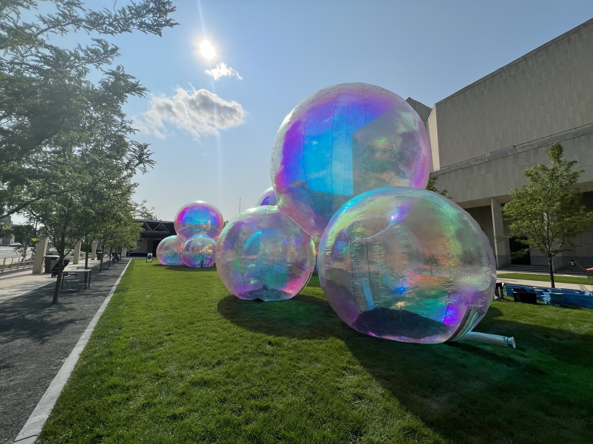 We've figured out why bubbles make a 'pop' sound when they burst