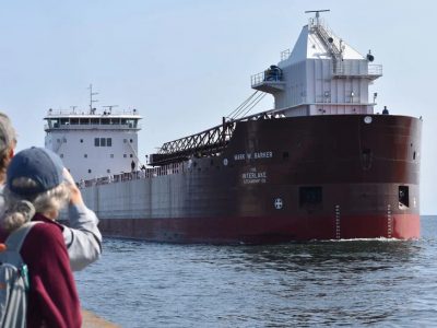 Study Finds St. Lawrence-Great Lakes Shipping Supports 240,000 Jobs