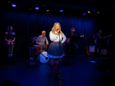 Theater: ‘Country Sunshine’ Is Packed With Songs