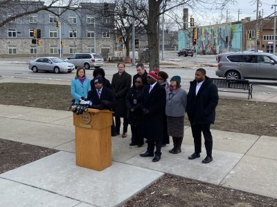 Milwaukee Leaders Want State To Allow Red Light Cameras