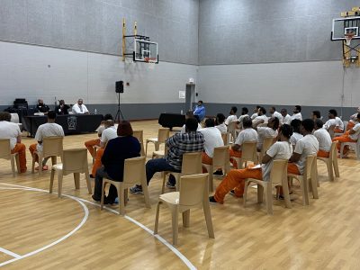 MKE County: County Executive, Mayor Meet With Inmates to Discuss Second Chances