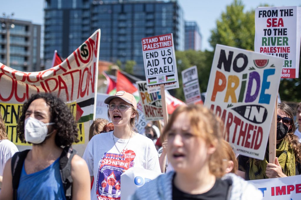 Protesters gather in Union Park for a pro-Palestinian protest in response to the Democratic National Convention on Monday, Aug. 19, 2024, in Chicago, Ill. Angela Major/WPR