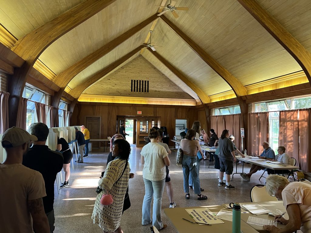 Voters at the Humboldt Park Pavilion. Photo by Jeramey Jannene.