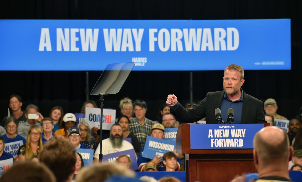 At a Walz rally, Superior Mayor Jim Paine said at UW-Superior that the Trump years are over. “We’re done with it, and we’re not going back,” Paine said. Danielle Kaeding/WPR