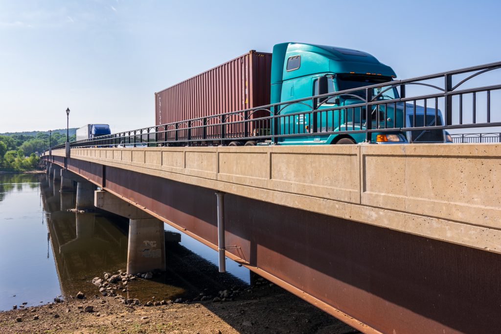 A semitruck on the Highway 12 bridge crossing over the Wisconsin River in Sauk City, Wis. on June 11, 2021. Bill Martens/WPR