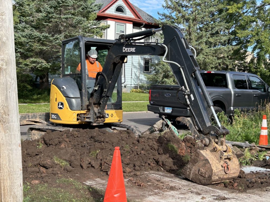 Crews with Hanco Utilities begin work on the first phase of Superior’s municipal broadband network, September 2024. Danielle Kaeding/WPR