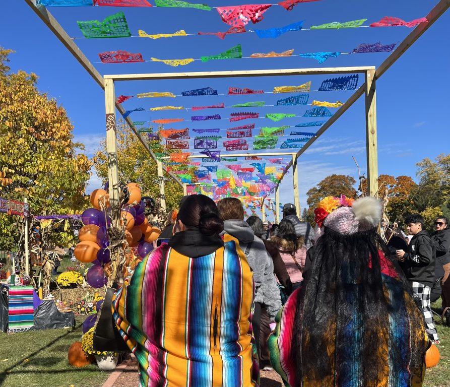 Día de Los muertos procession at Forest Home Cemetery & Arboretum. Photo taken Oct. 28, 2023 by Sophie Bolich.