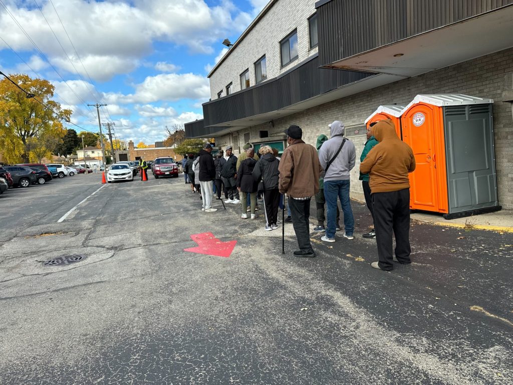 People line up to vote early in Milwaukee on Oct. 23, 2024. Evan Casey/WPR