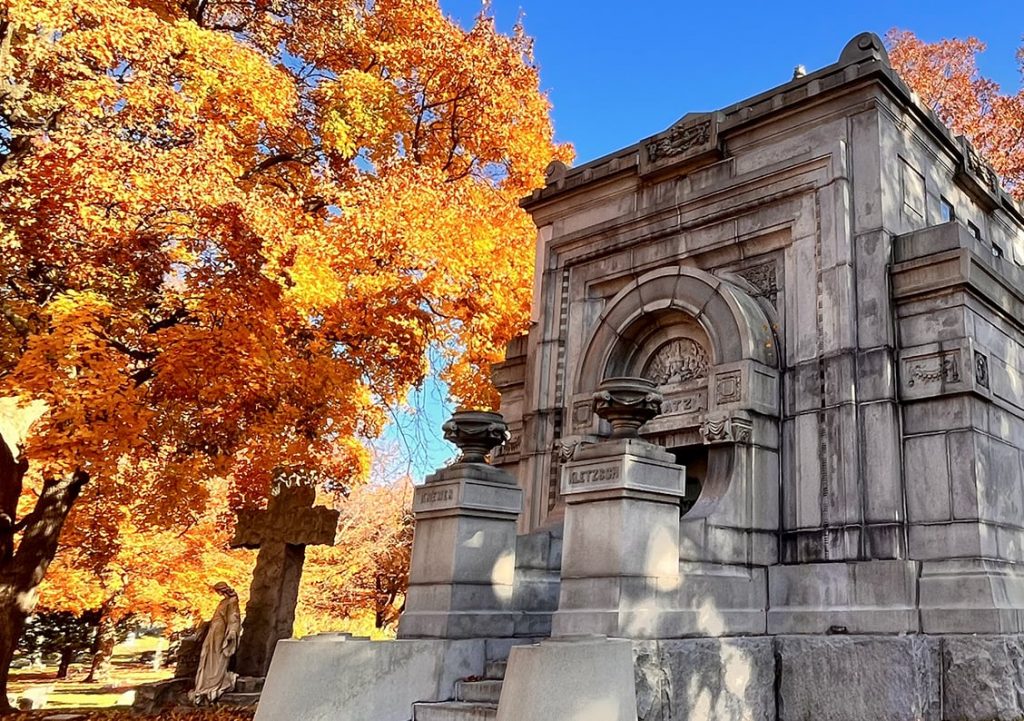 Forest Home Cemetery. Photo courtesy of Forest Home Cemetery.