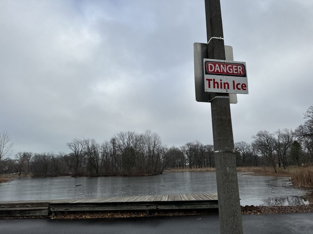 A pond at Humboldt Park in Milwaukee can be seen here on Monday, Dec. 16, 2024. Evan Casey/WPR