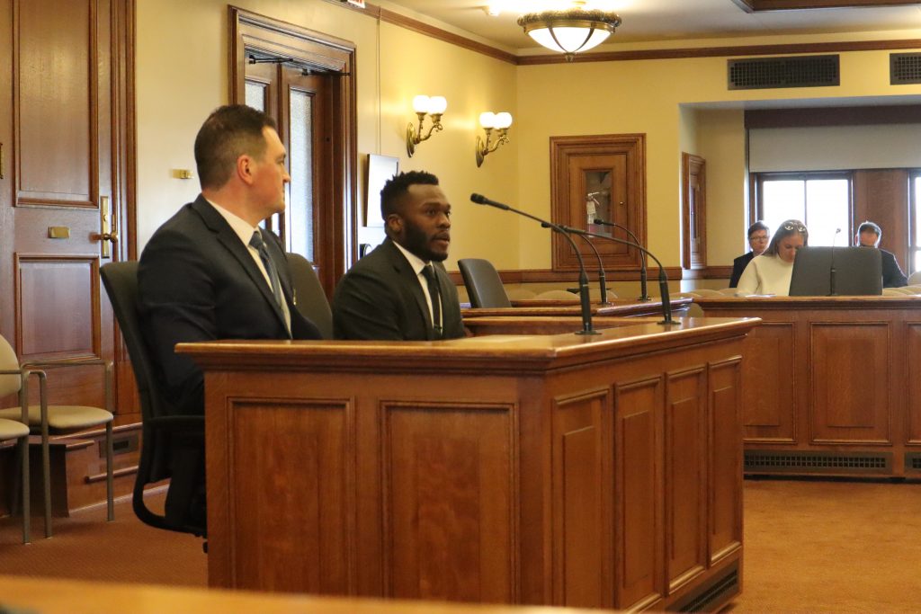 Detective Joseph Mensah testifies before the Senate Committee on Judiciary and Public Safety. (Photo by Isiah Holmes/Wisconsin Examiner)