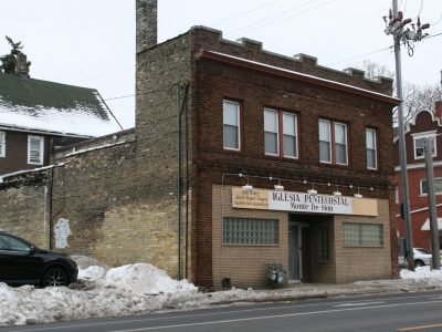 1437-1439 W. Lincoln Ave.