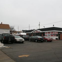 1570 W. Lincoln Ave. - Tom's Auto Maintenance. Photo taken Jan. 12, 2021 by Jeramey Jannene. All Rights Reserved.