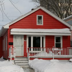 2512 S. Superior St.. Photo taken February 8th, 2021 by Jeramey Jannene. All Rights Reserved.