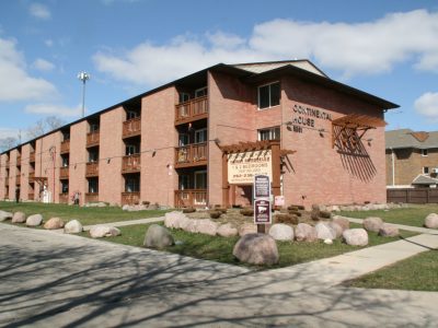 5301 N. Teutonia Ave.
