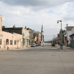 1000-1010 S. 5th St. (at left) and S. 5th St.. Photo taken April 18, 2021 by Jeramey Jannene. All Rights Reserved.