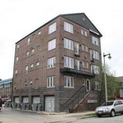 1539-1545 W. Kilbourn Ave. - The Nicole

Photo taken April 13, 2021 by Jeramey Jannene. All Rights Reserved.