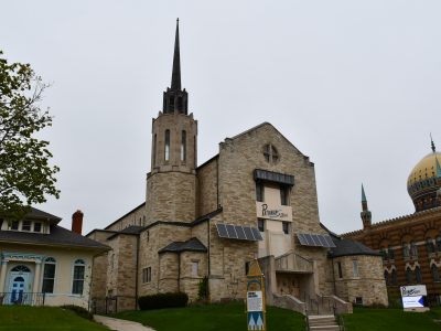3022 W. Wisconsin Ave.