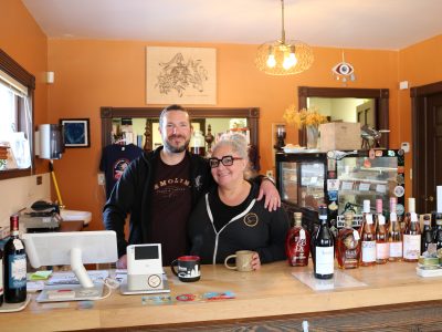 Semolina Hosts Sunday Supper With Zia P
