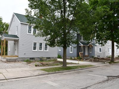 4423 N. 25th St.