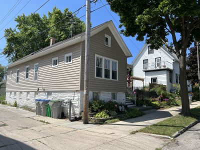 915 E. Otjen St.