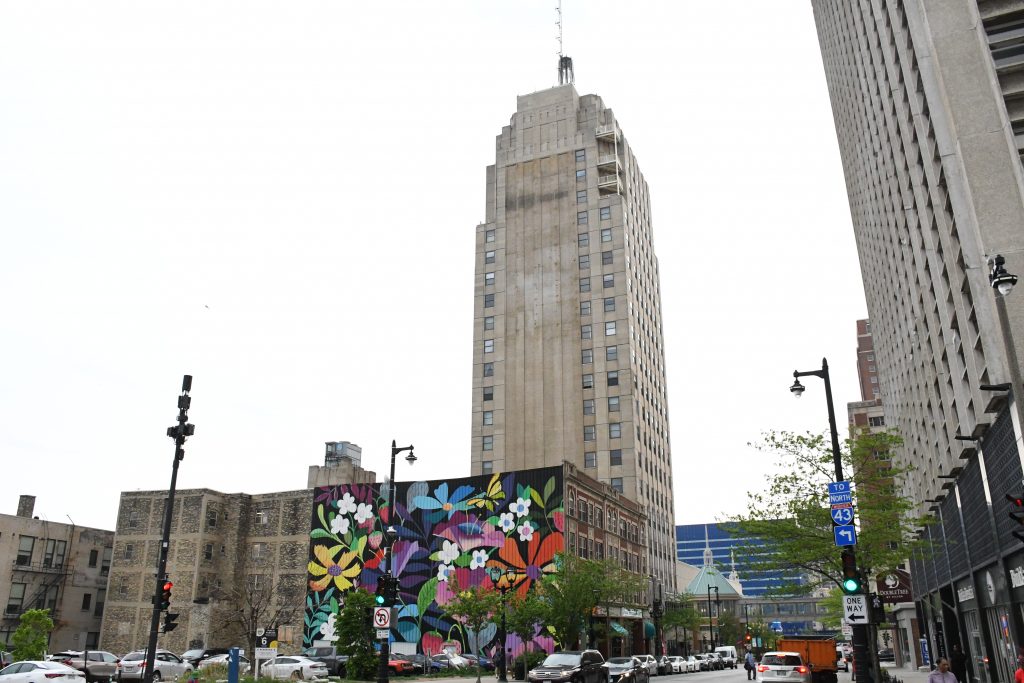 Wisconsin Tower west facade. Photo by Jeramey Jannene.