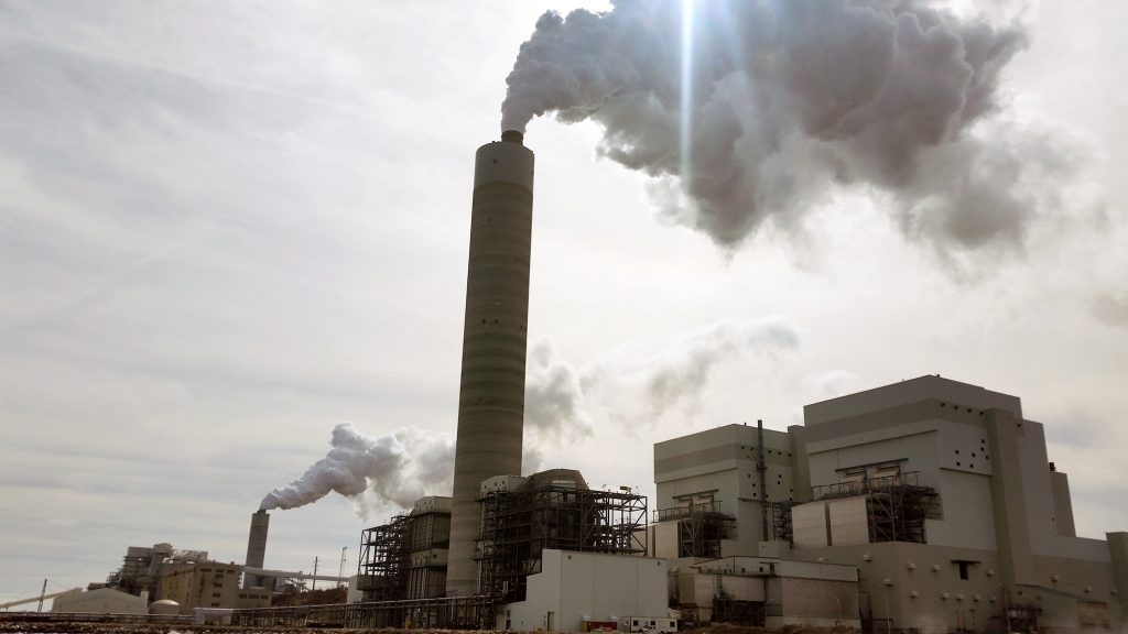 We Energies’ coal-fired Oak Creek power plant in southeast Wisconsin. Chuck Quirmbach/WPR