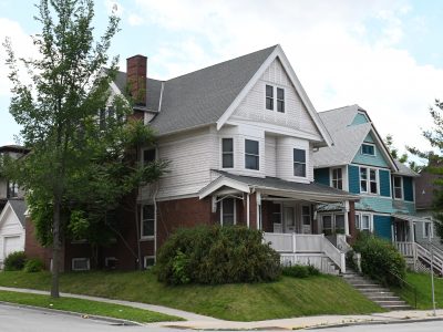 762 N. 26th St.