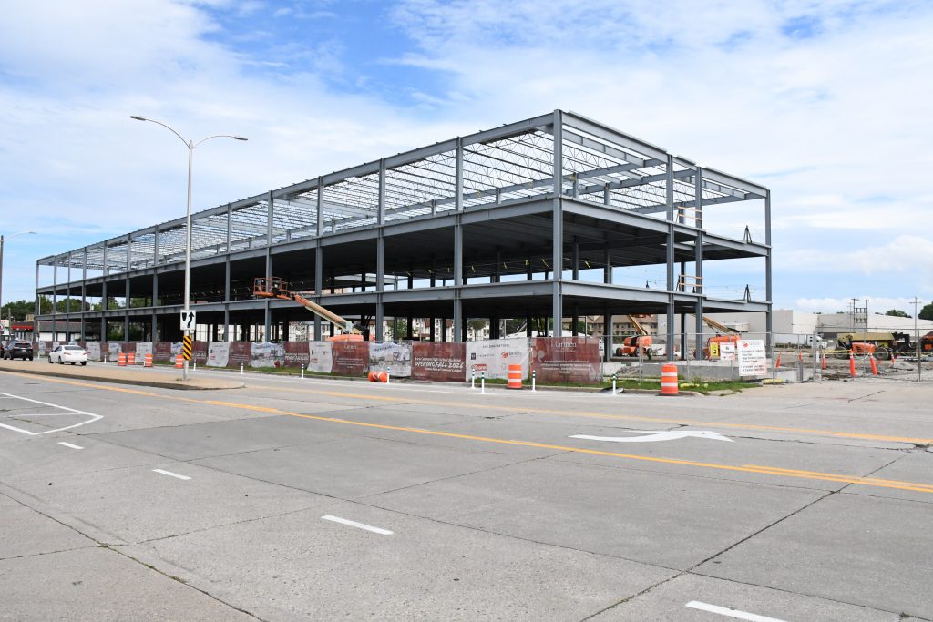 Construction of new Carmen High School.