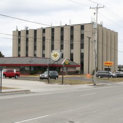 Photo taken March, 23, 2021 by Jeramey Jannene. All Rights Reserved. — Denny's on S. Howell Ave.