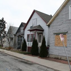Photo taken December 24th, 2020 by Jeramey Jannene. All Rights Reserved. — 2516 S. 5th Pl. and Remaining Homes