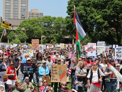 12,000 Join Milwaukee’s ‘No Kings’ Protest
