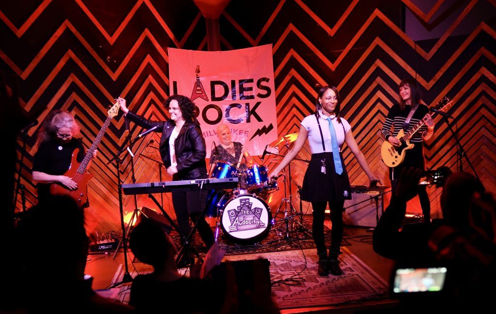 Ladies Rock. Photo by Dan Geddes.