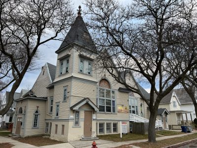 2644 S. Pine Ave.