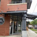 Dining: Riley’s Offers Up Sandwiches, Space for Fido