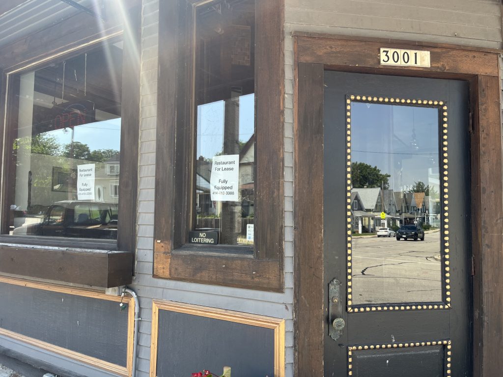 3001-3003 S. Kinnickinnic Ave.