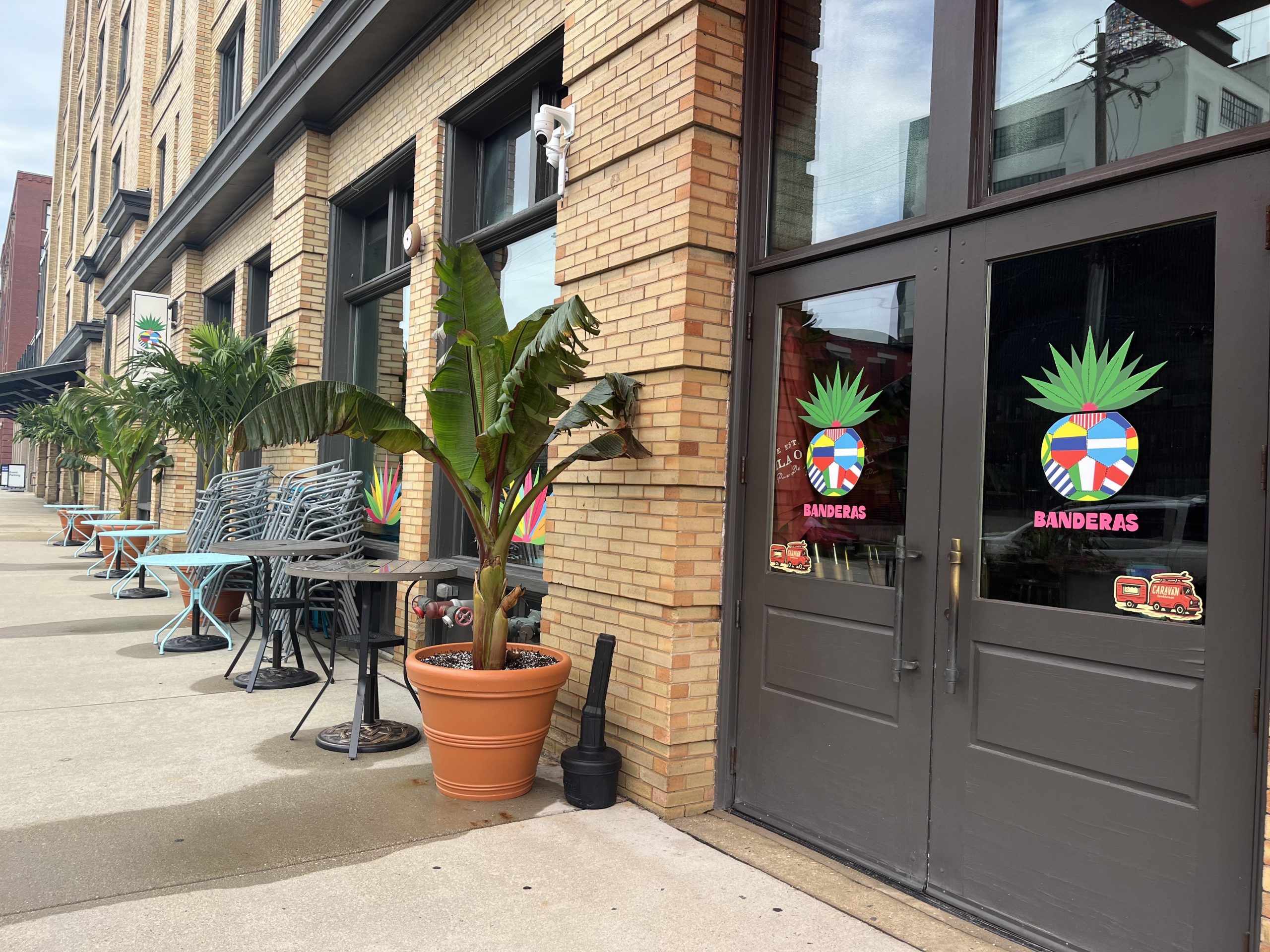 Latin-Inspired Tavern Opens in Walker’s Point