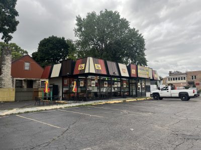 Burger and Sandwich Spot For Villard Avenue